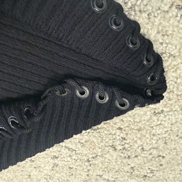 St. John Sport L very good vintage condition Black V-Neck Sweater Elegant Knit - Picture 14 of 16